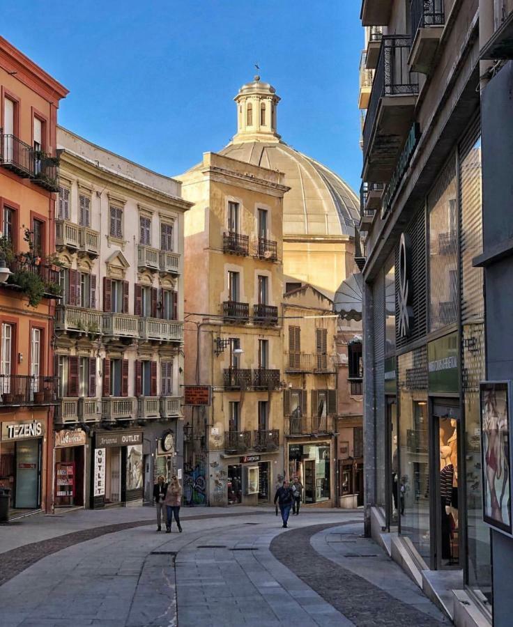 Al Corso Bed & Breakfast Cagliari Exterior photo